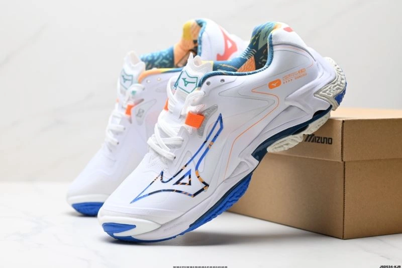 Durable Mizuno Shoes 2346