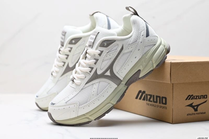 Compact Mizuno Shoes 2331