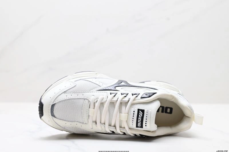 Comfortable Mizuno Shoes 2321