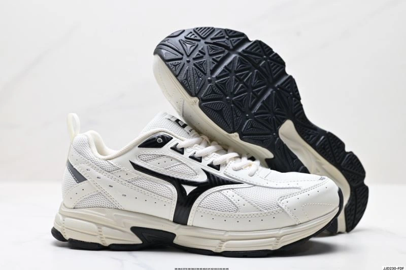 Comfortable Mizuno Shoes 2321
