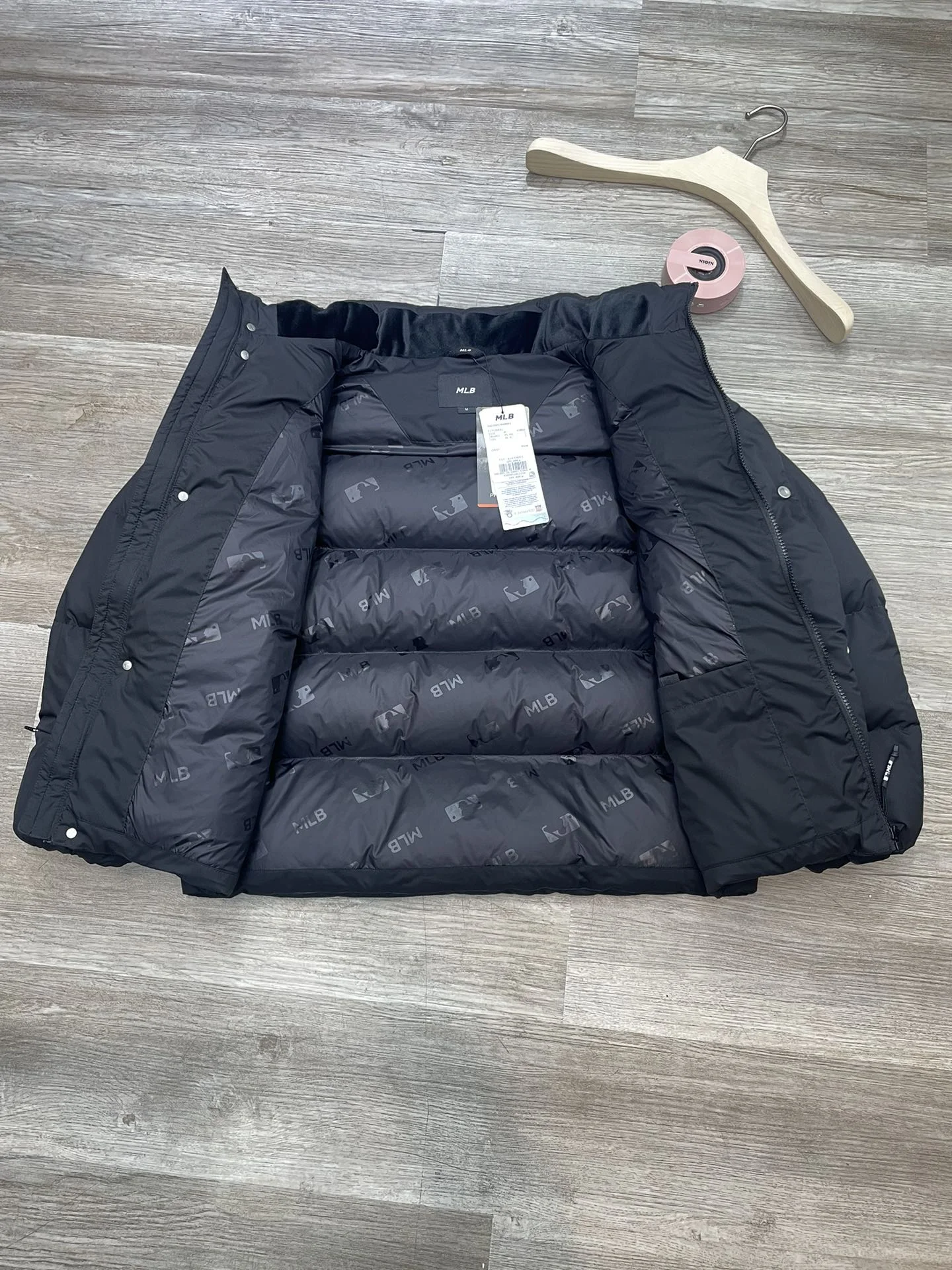Mlb Down Jackets Sporty 165168