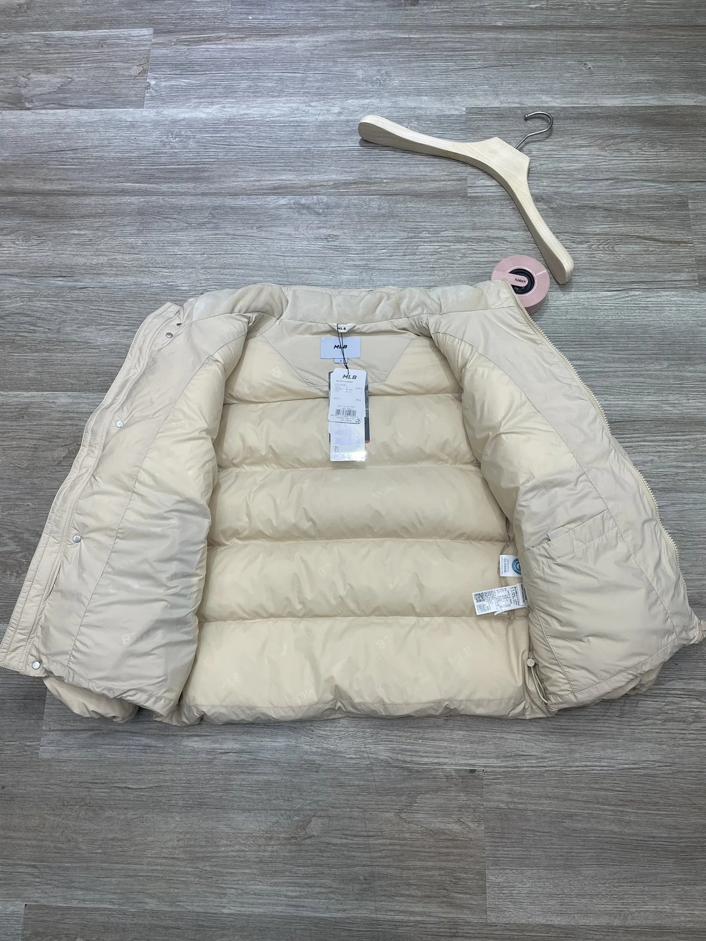 Mlb Down Jackets Flexible 165154