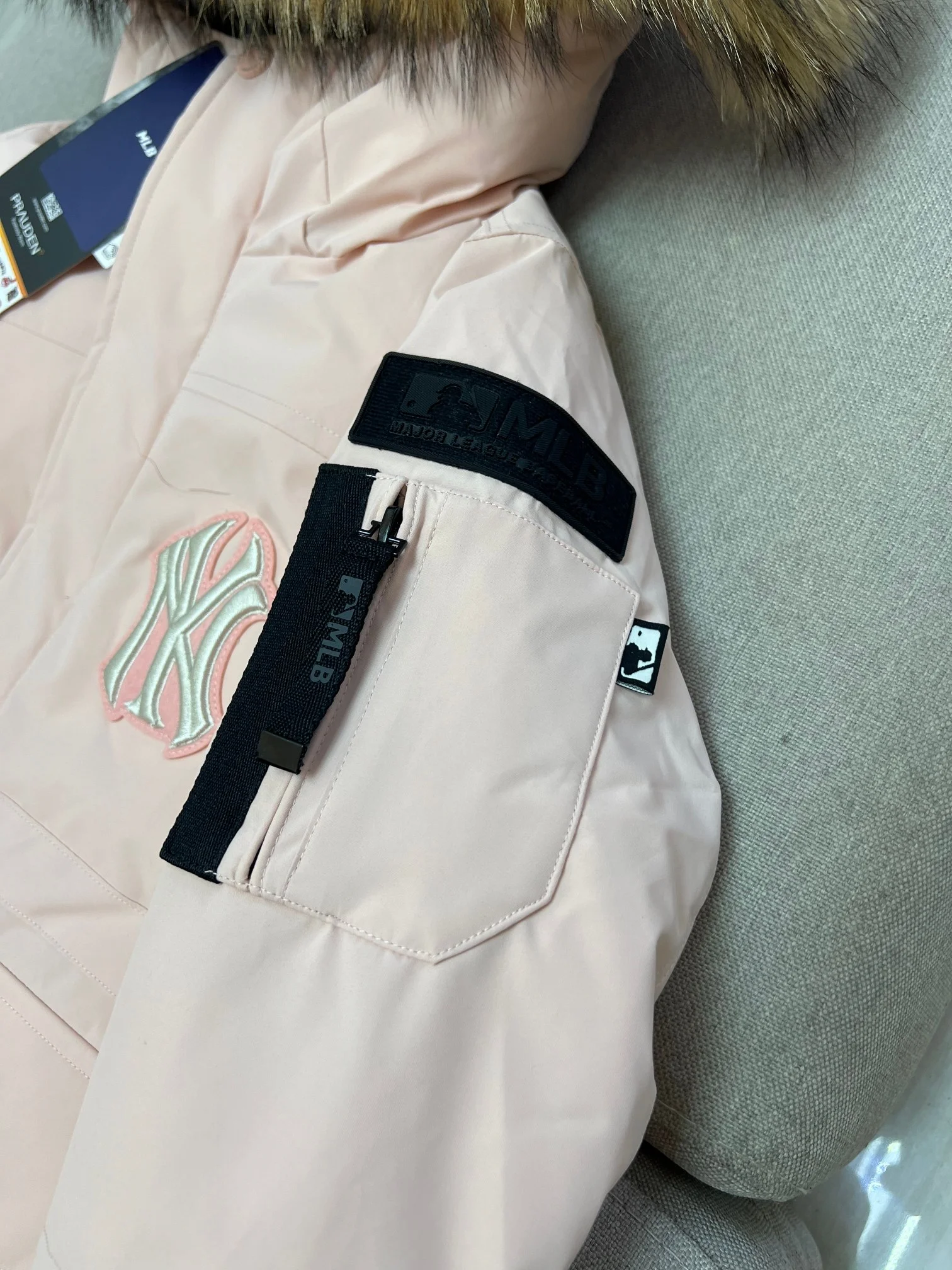 MoistureWicking Mlb Down Jackets 165151