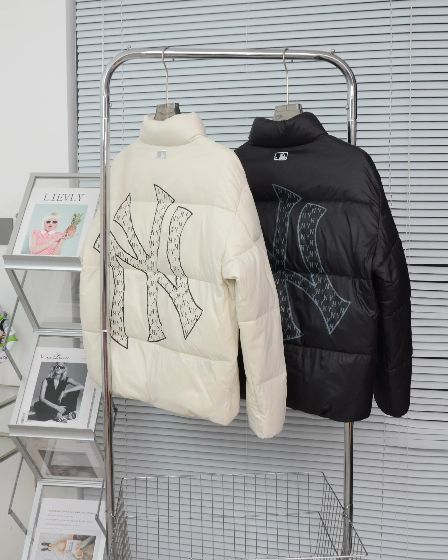 Mlb Down Jackets SportInspired 165152