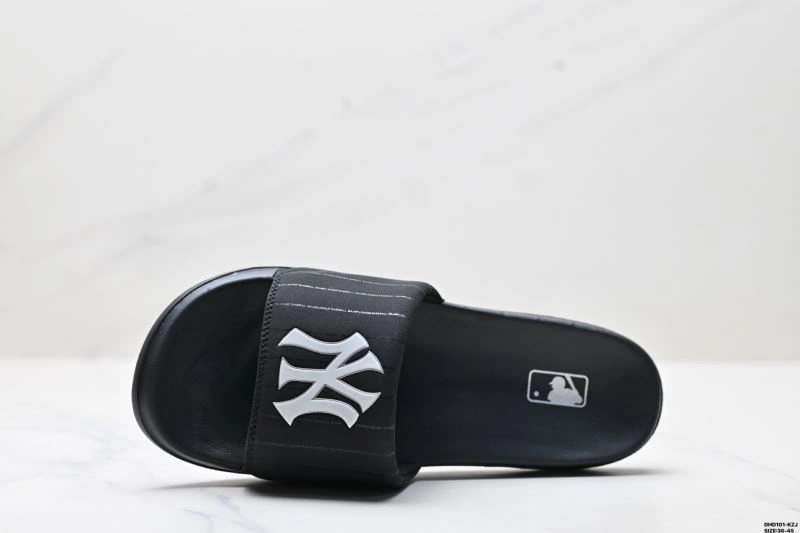 FashionForward Mlb Sandals 2306