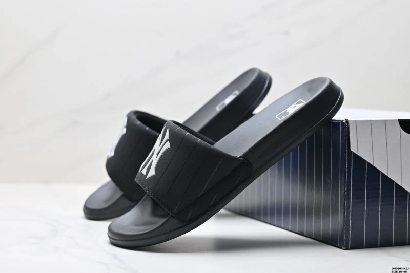 FashionForward Mlb Sandals 2306