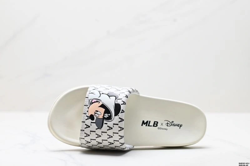 SunProtective Mlb Sandals 2317