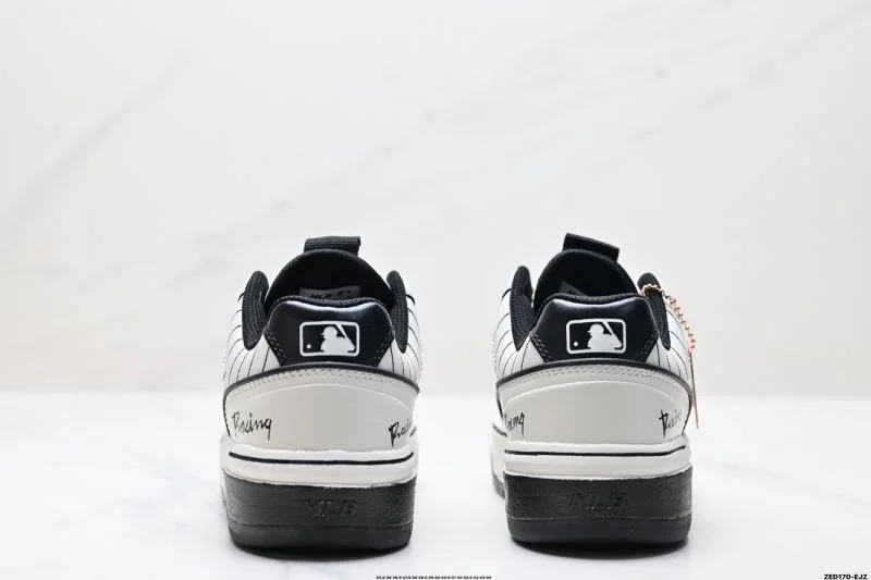 Youthful Mlb Shoes 3407