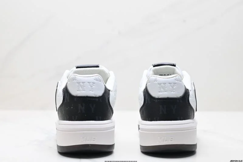 Snug Mlb Shoes 3405