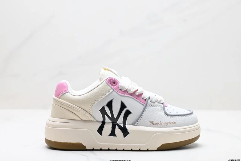 UrbanChic Mlb Shoes 3385