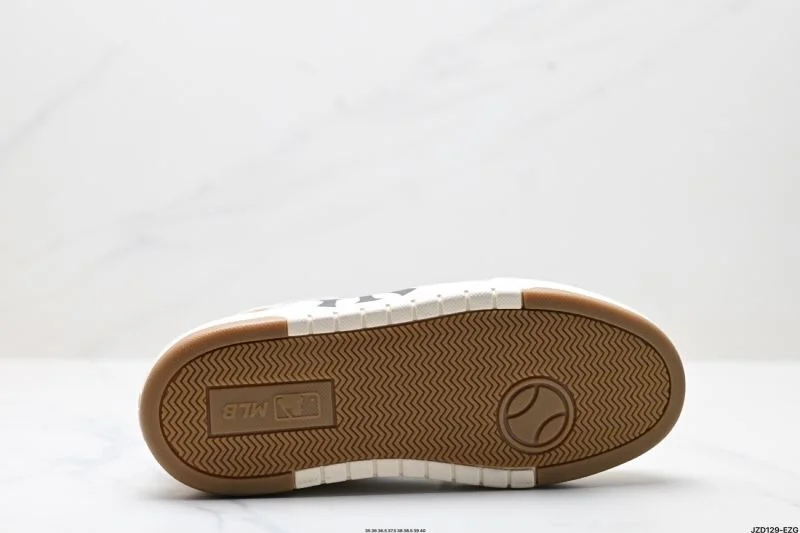 Mlb Shoes Stretchable 3390