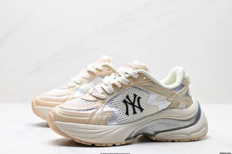 TravelReady Mlb Shoes 3356