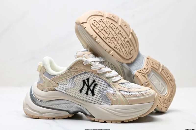 TravelReady Mlb Shoes 3356