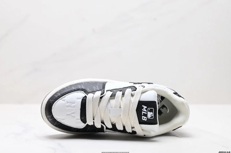 WrinkleFree Mlb Shoes 3348
