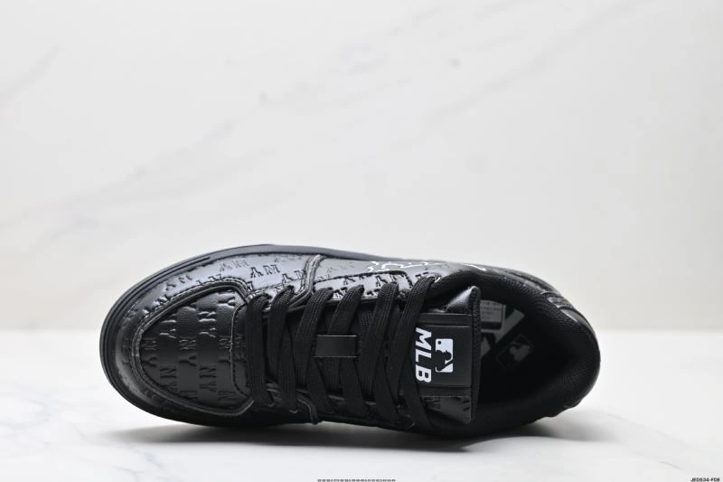 Snug Mlb Shoes 2272