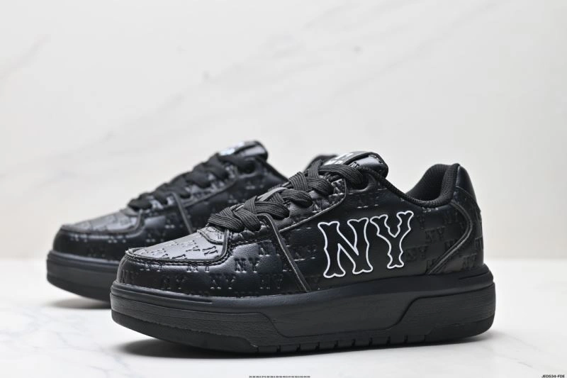 Snug Mlb Shoes 2272