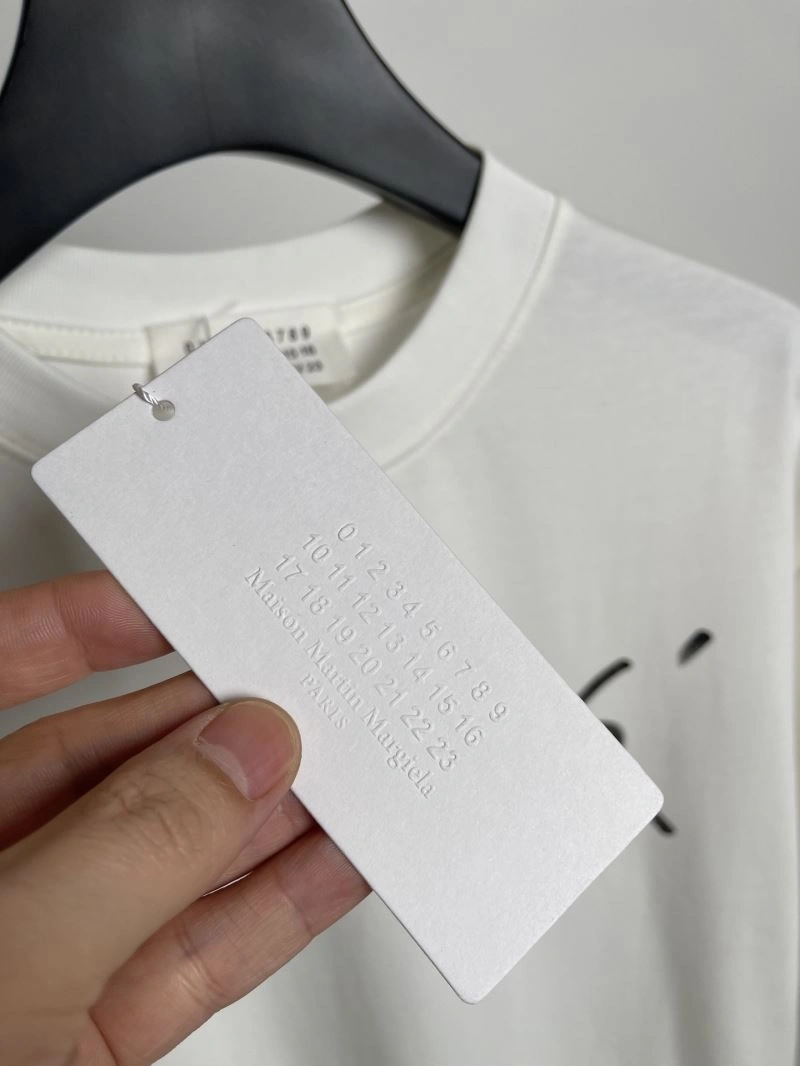 ModernLook Mmj T-Shirts 159046