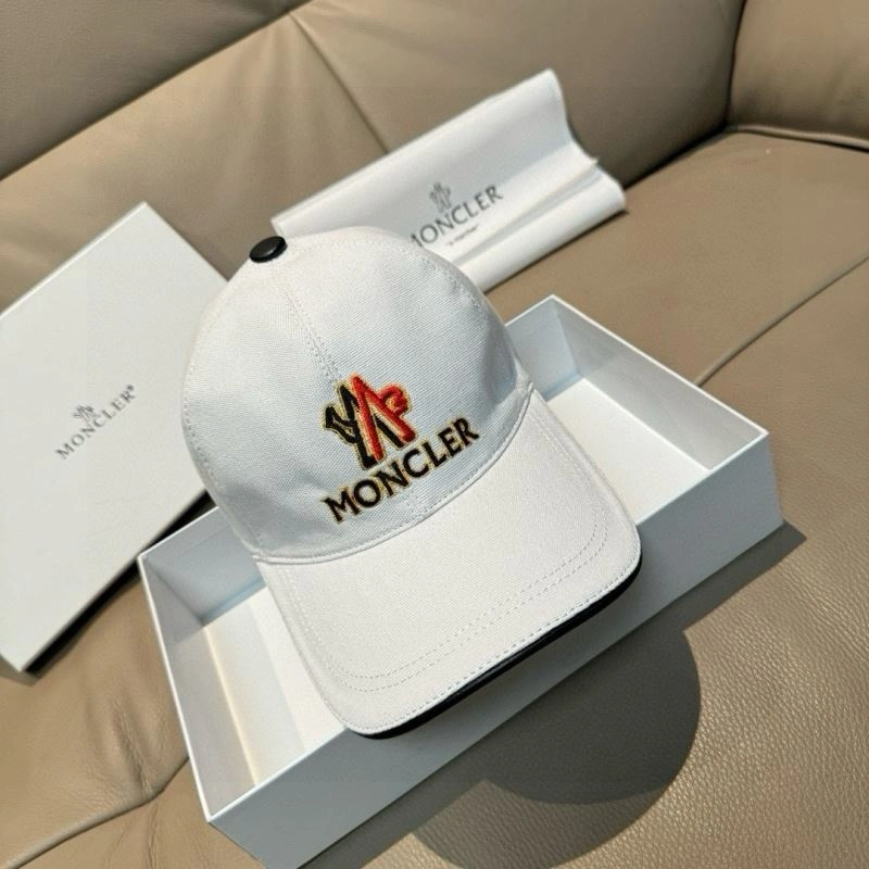 Moncler Caps Reliable 261123