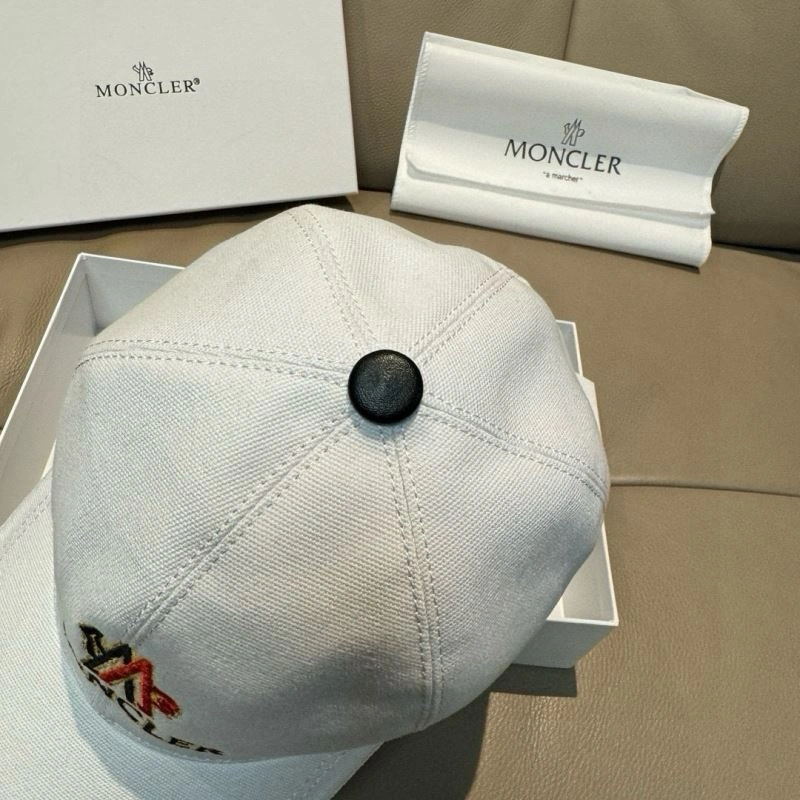Moncler Caps Reliable 261123