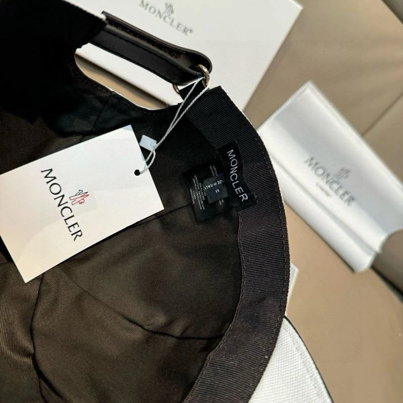 Moncler Caps Reliable 261123