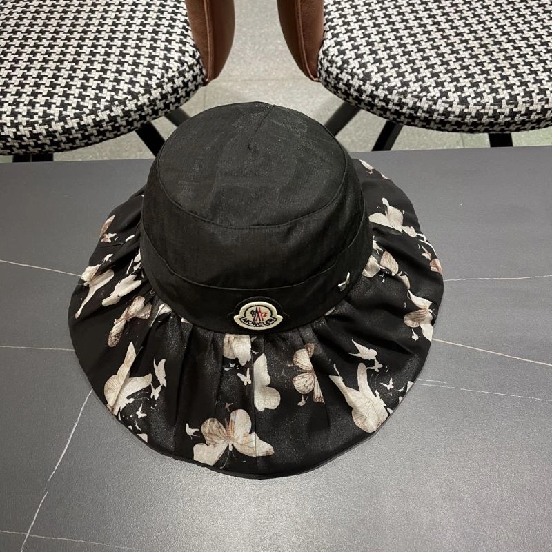 Moncler Caps Soft 257455