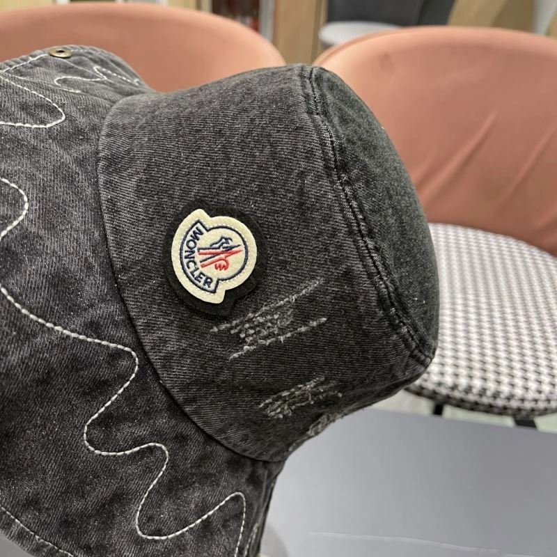 Moncler Caps DailyWear 257457