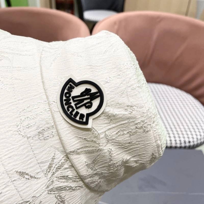 Popular Moncler Caps 257452
