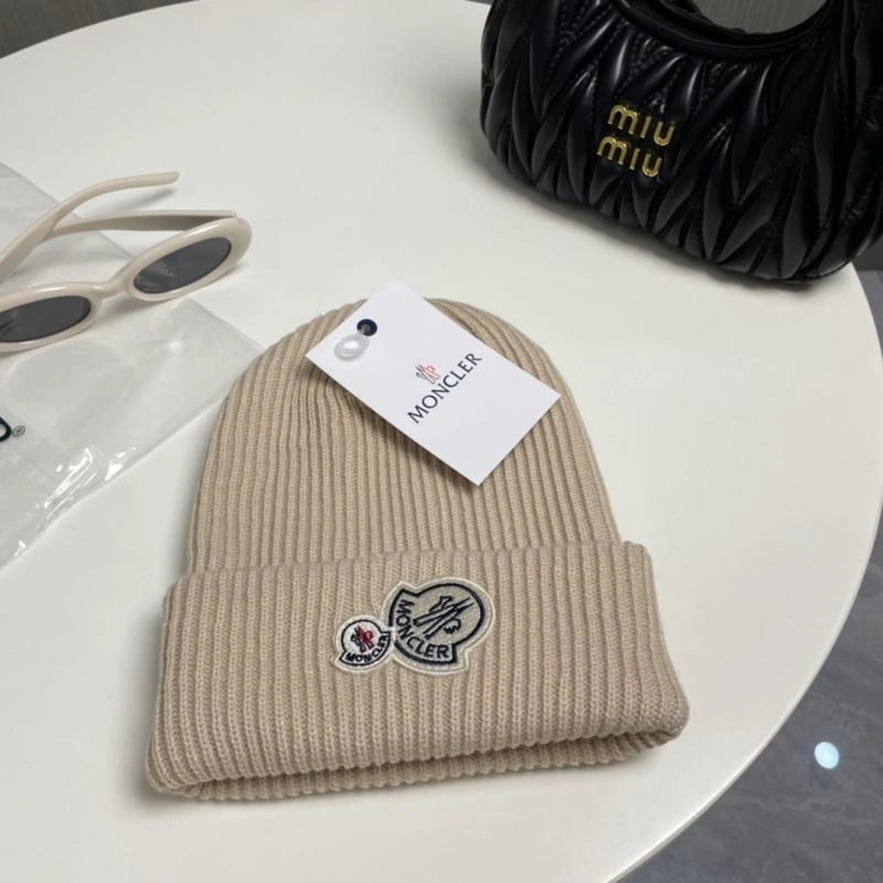 Moncler Caps GoodFit 257444