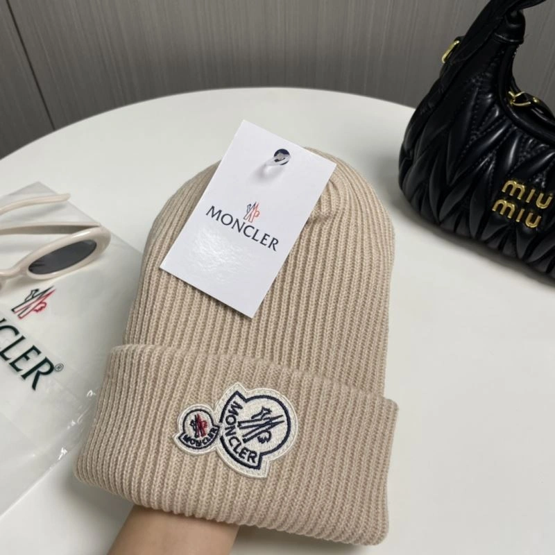 Moncler Caps GoodFit 257444