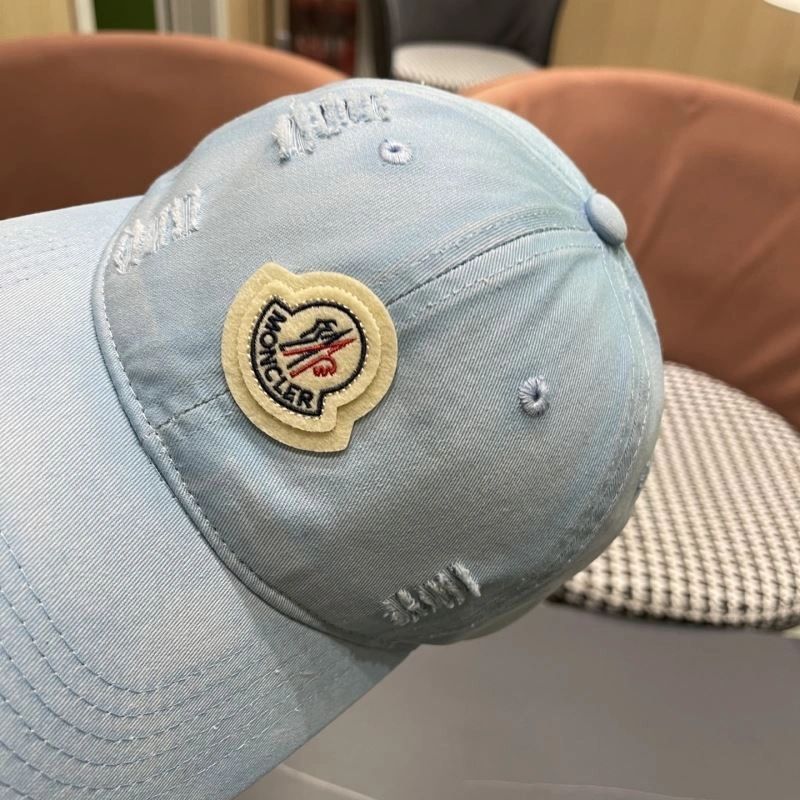 Moncler Caps Reliable 257429
