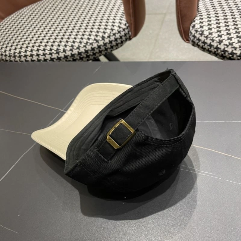 Moncler Caps Compact 257425