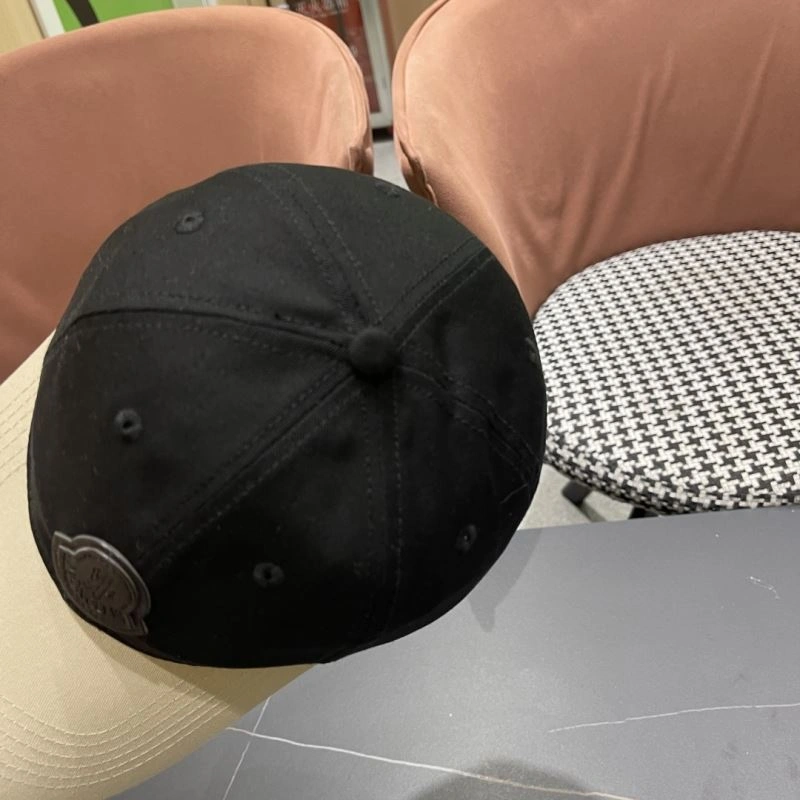 Moncler Caps Compact 257425