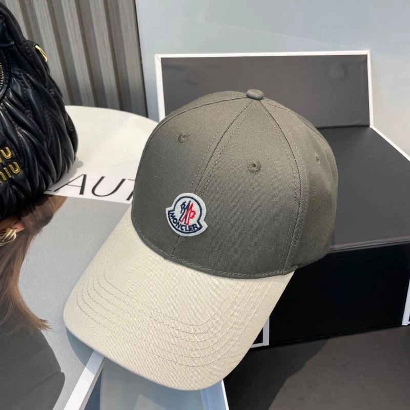 Moncler Caps Effortless 257417