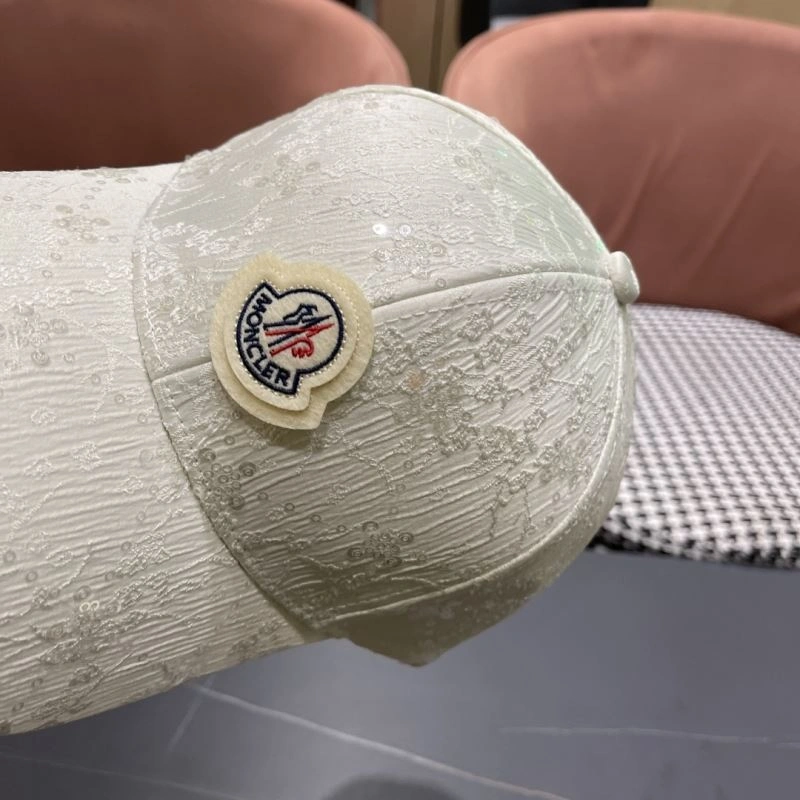 Moncler Caps Thermal 257397