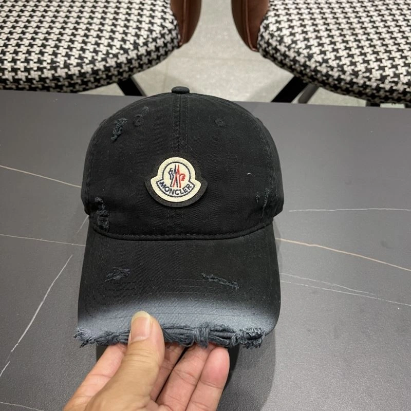 Moncler Caps UrbanChic 257404