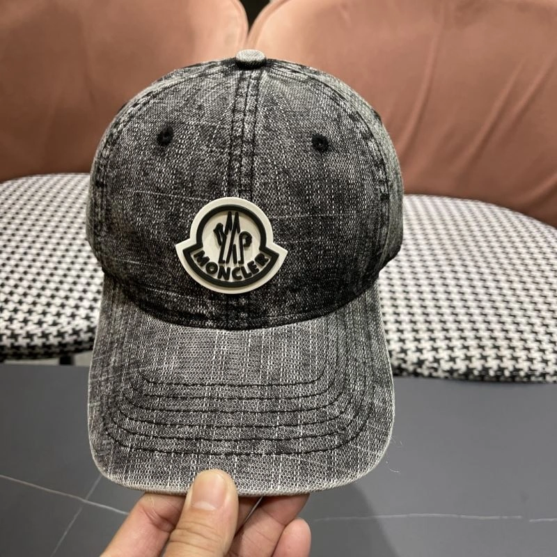 Sustainable Moncler Caps 257409