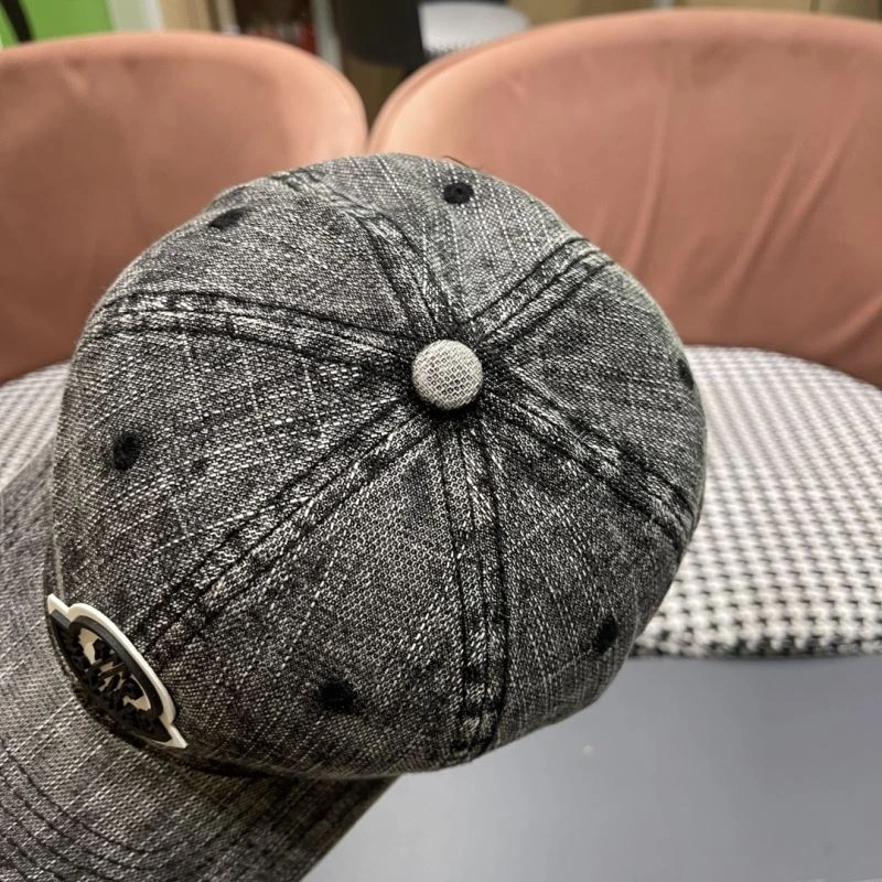 Sustainable Moncler Caps 257409