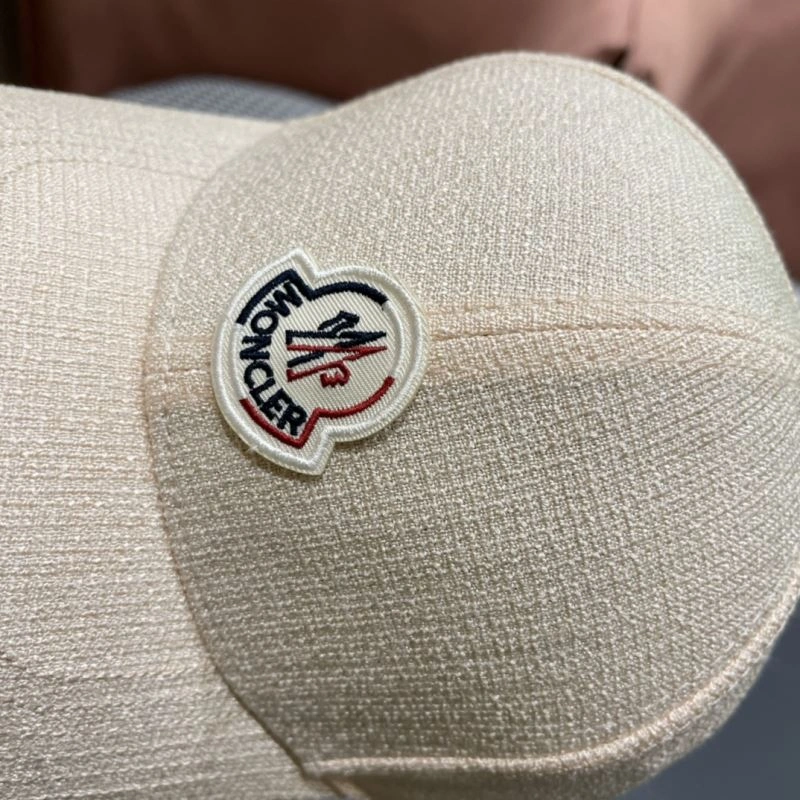 Sporty Moncler Caps 257406