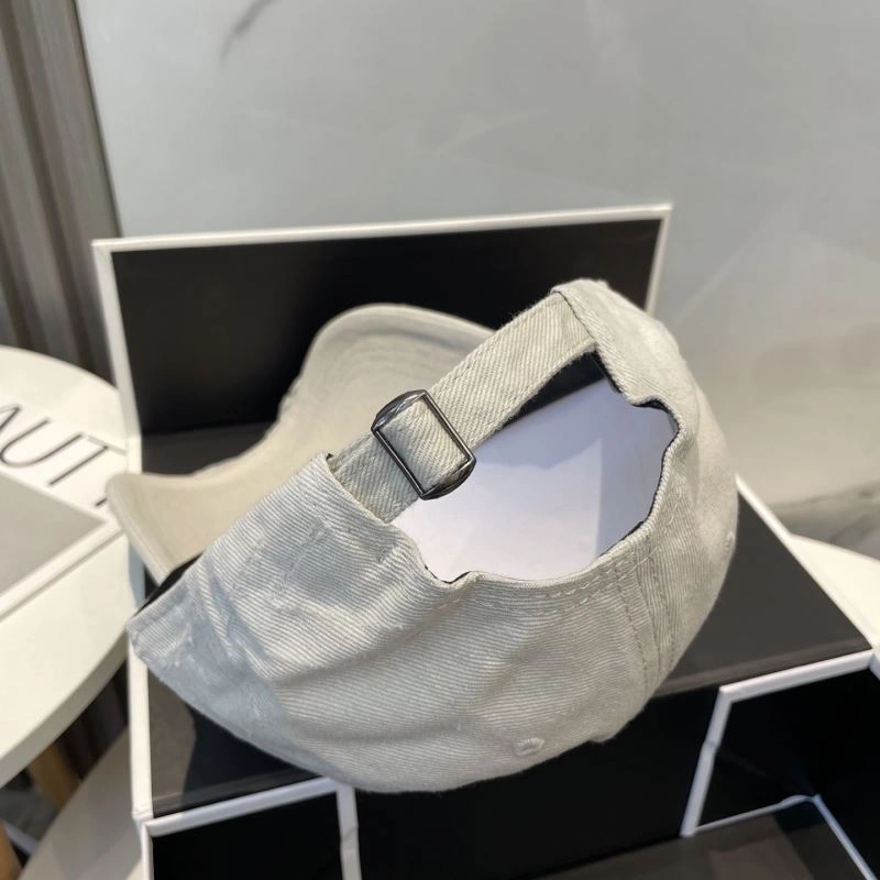 Moncler Caps Comfortable 257399