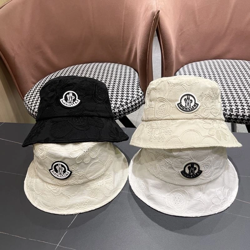 Moncler Caps Sophisticated 257410