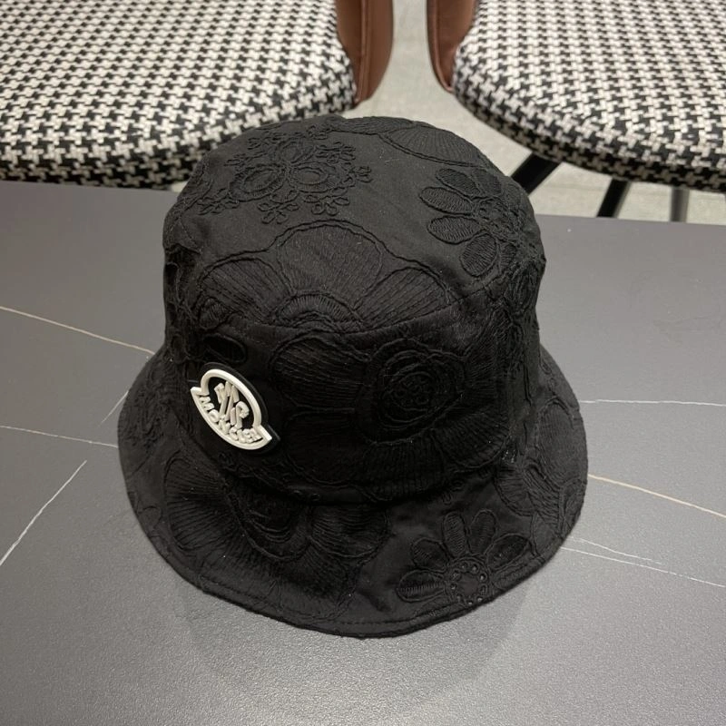 Moncler Caps Sophisticated 257410