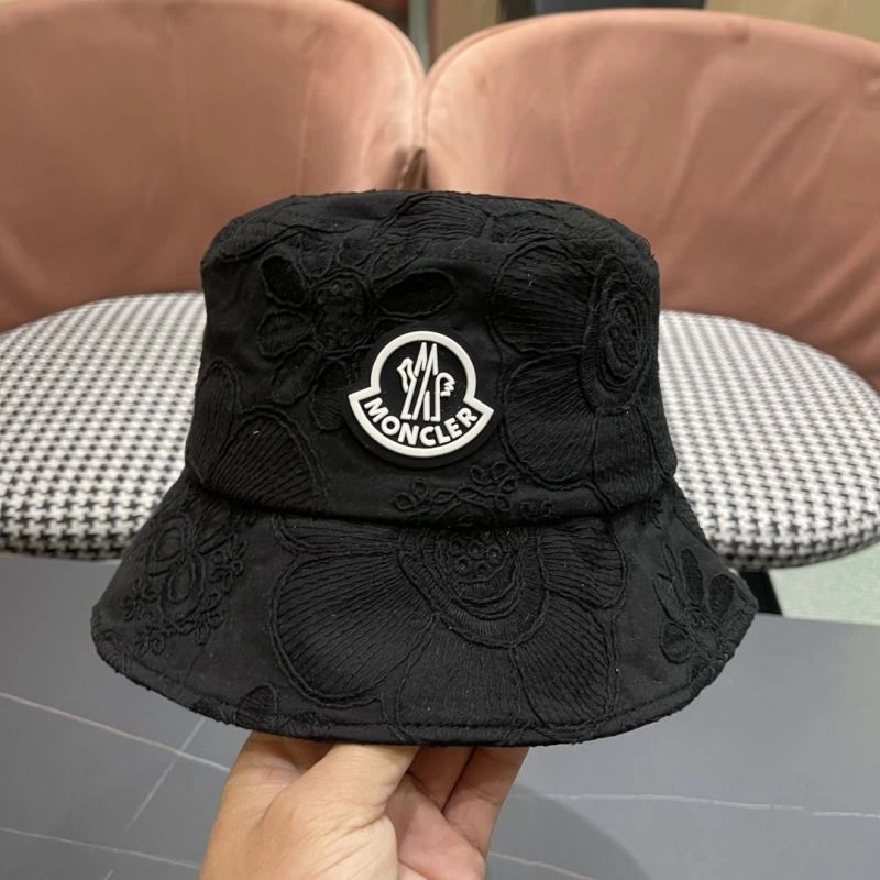 Moncler Caps Sophisticated 257410