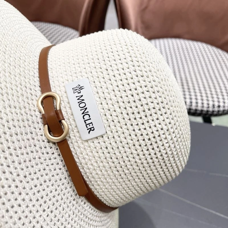 Moncler Caps Elegant 257386