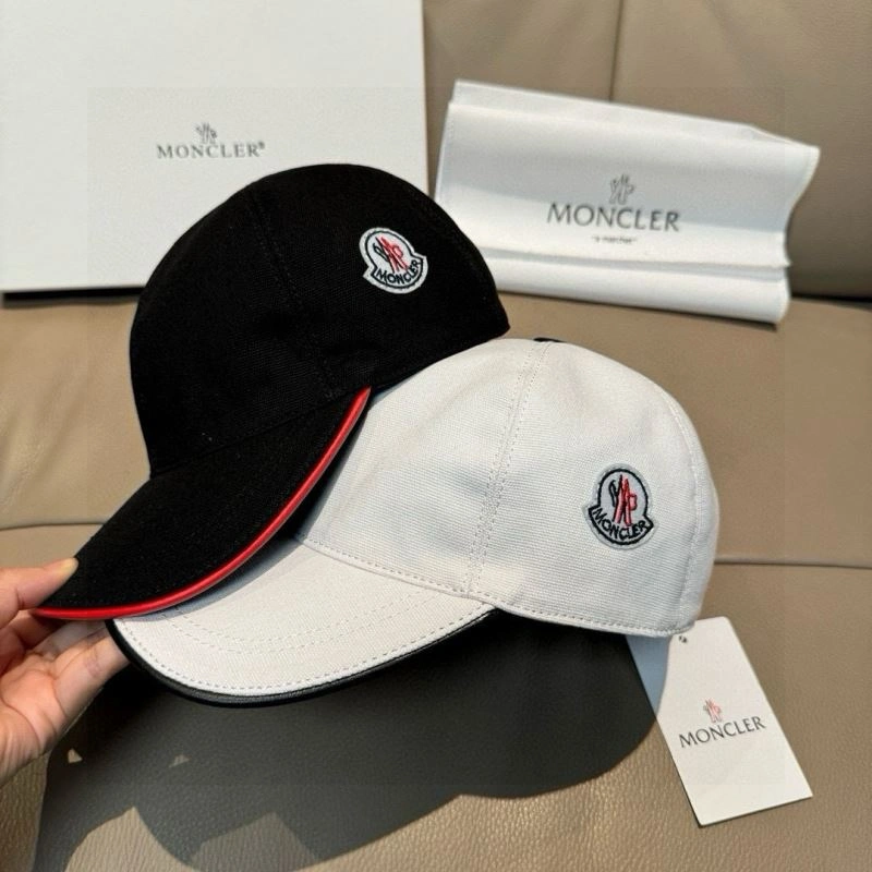 Moncler Caps WaterResistant 257396