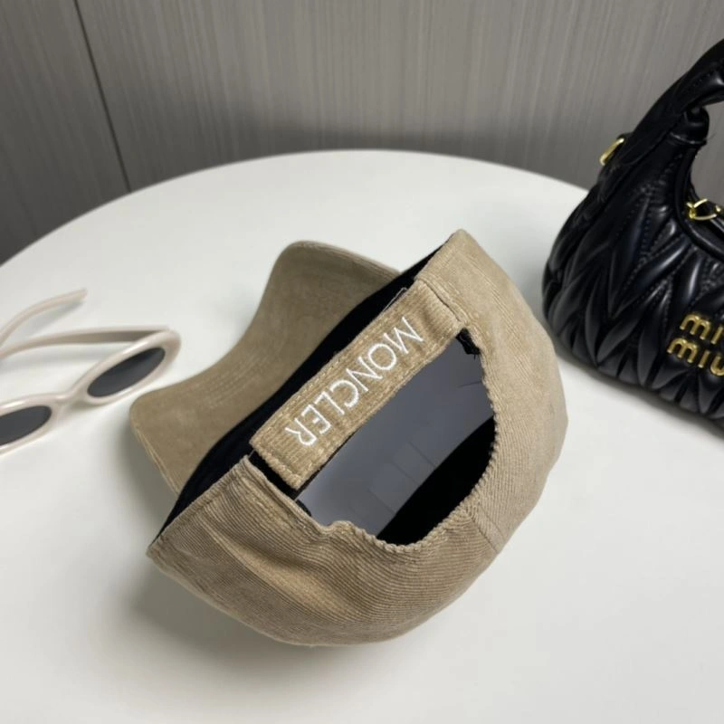 Moncler Caps Classic 257381