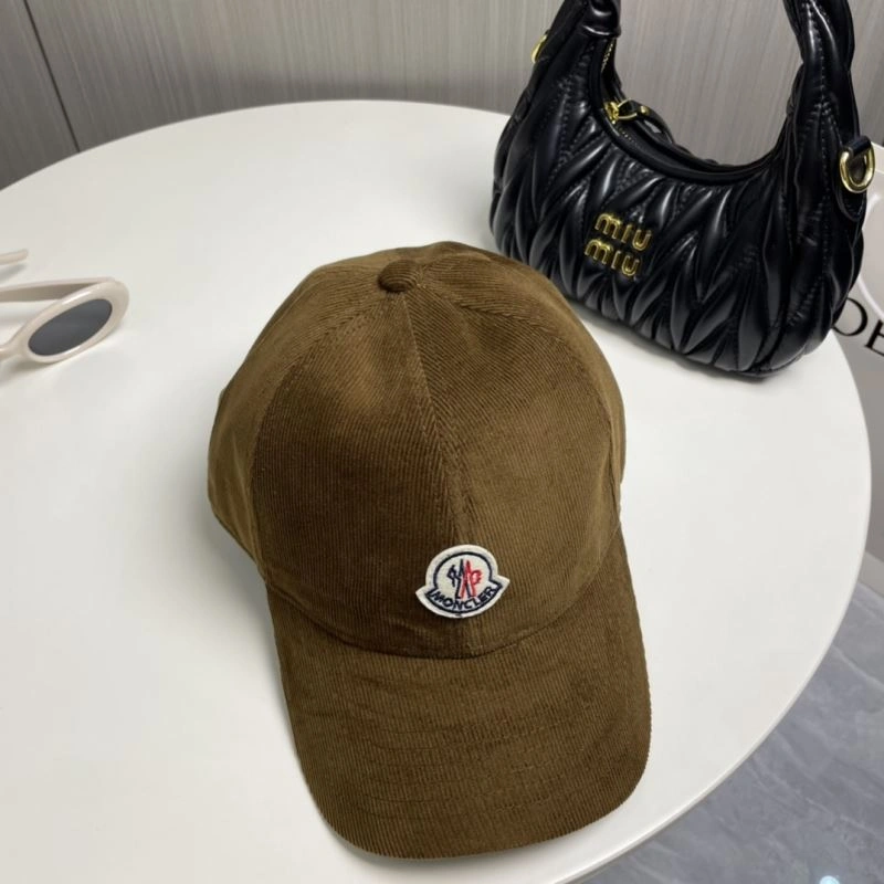 Moncler Caps Stylish 257383