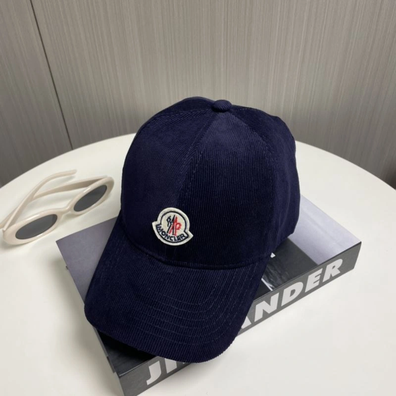 Moncler Caps Neat 257384