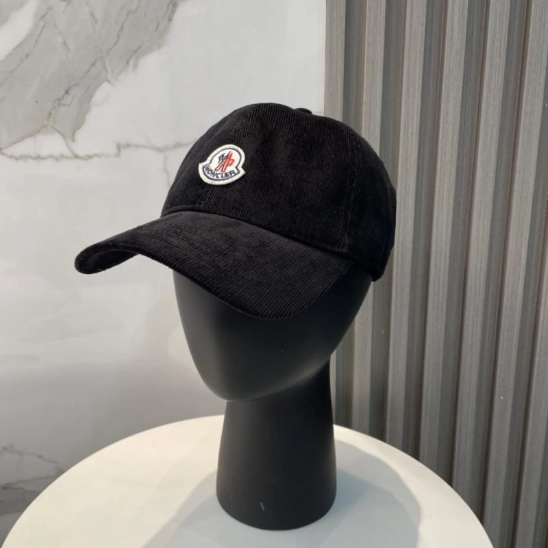 Moncler Caps DailyWear 257387