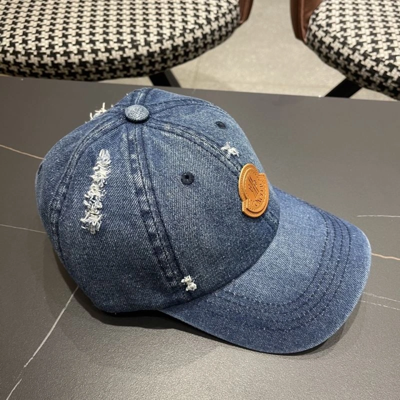 Moncler Caps Comfortable 257375