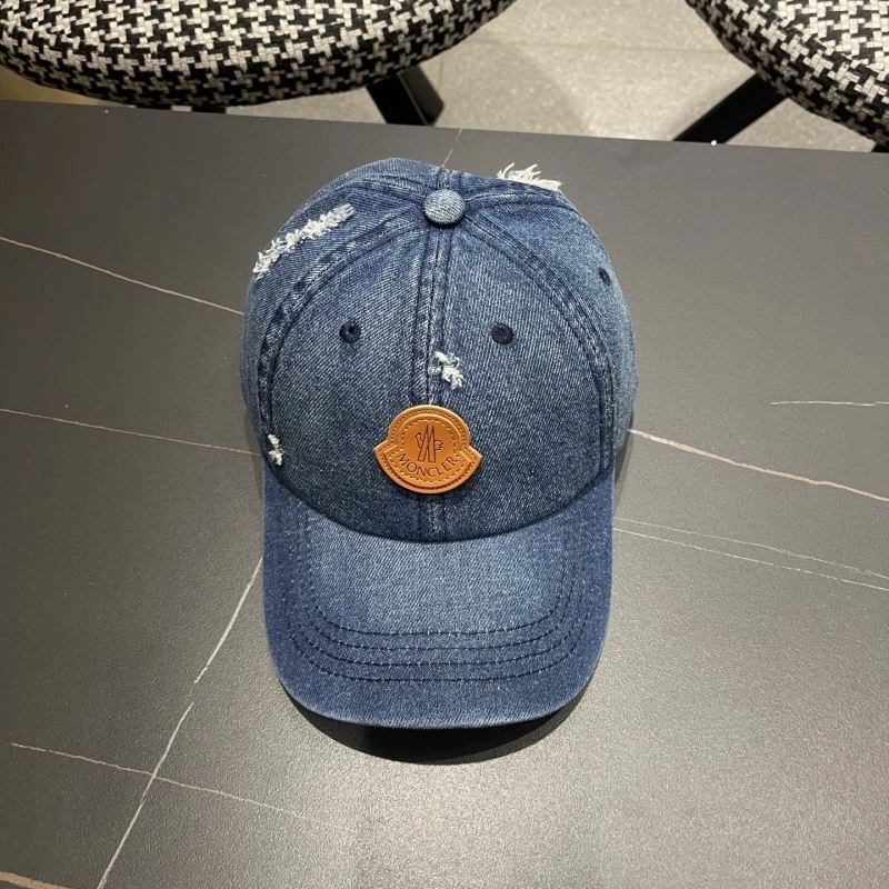 Moncler Caps Comfortable 257375